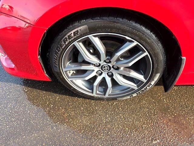 Scion tC Sports Coupe 6-Spd AT 2015