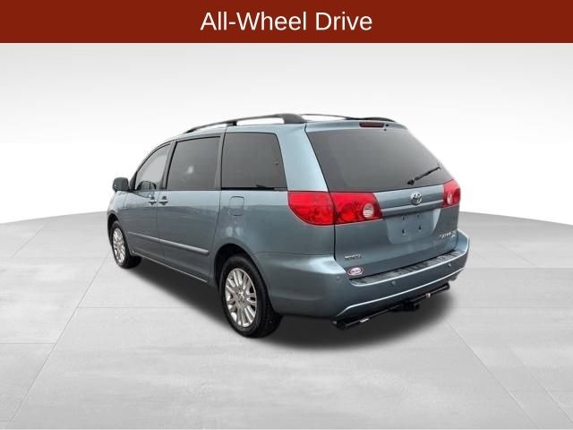 Toyota Sienna XLE AWD 2009