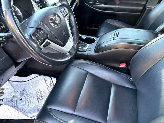 Toyota Highlander SE AWD V6 2018