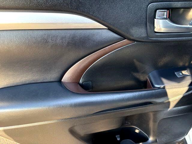 Toyota Highlander SE AWD V6 2018