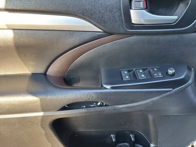 Toyota Highlander  2018