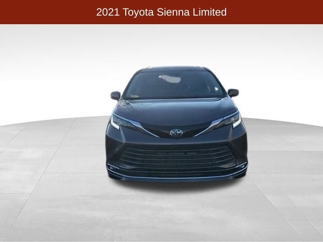 Toyota Sienna Limited 7-Passenger 2021