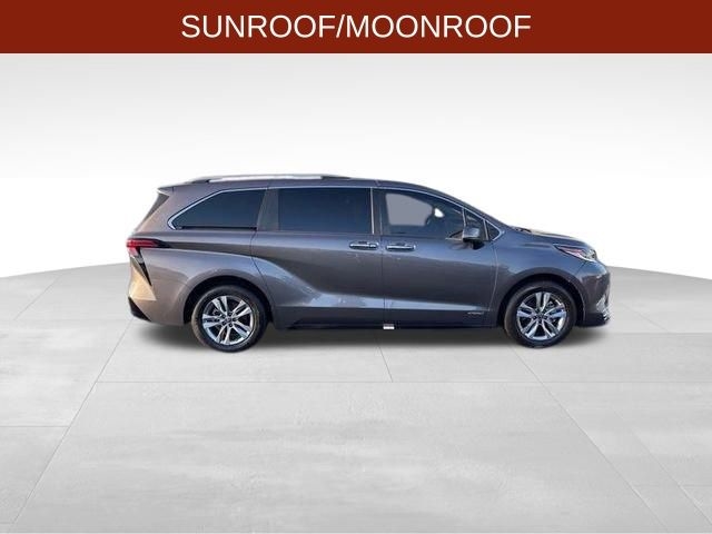 Toyota Sienna Limited 7-Passenger 2021