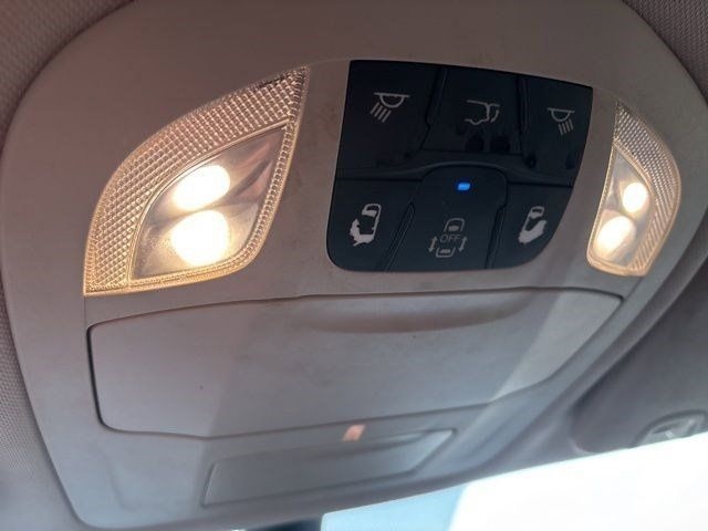 Chrysler Pacifica Hybrid Touring L 2022