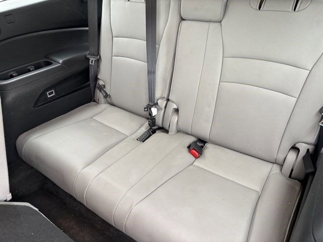 Honda Pilot Touring 2WD 2016