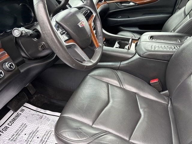 Cadillac Escalade Luxury 4WD 2017