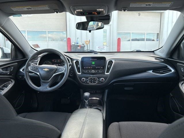 Chevrolet Malibu  2023