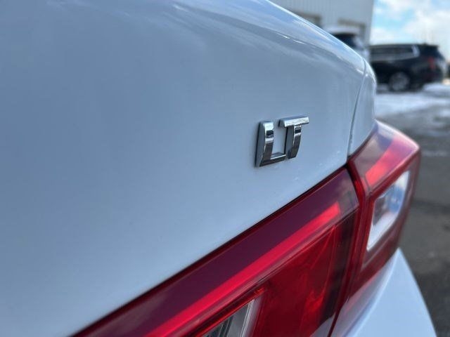 Chevrolet Malibu  2023