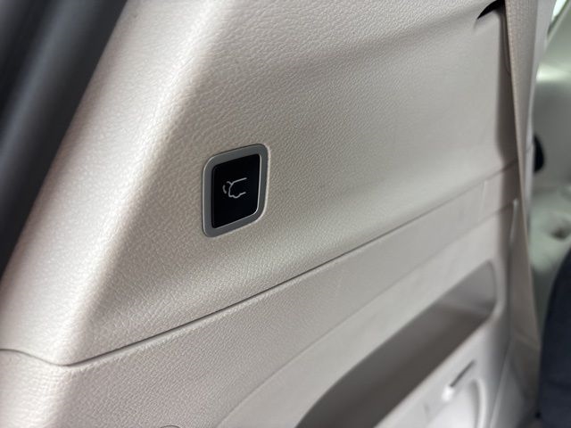 Chrysler Pacifica Touring L 2023