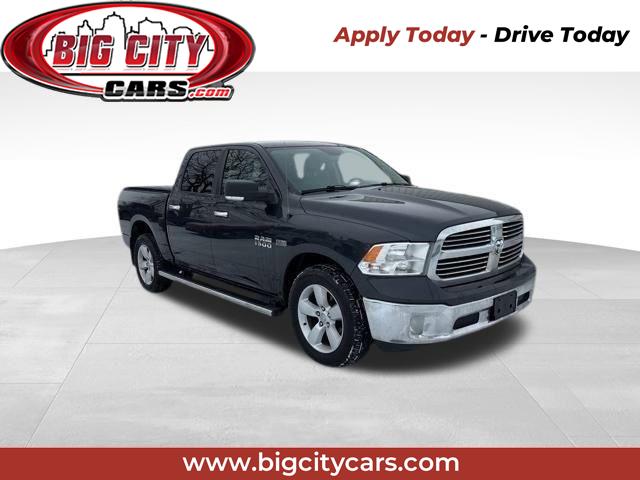 2017 RAM Ram 1500 SLT's photo