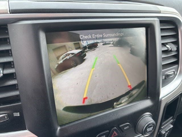 RAM 1500 SLT Crew Cab 4WD 2017