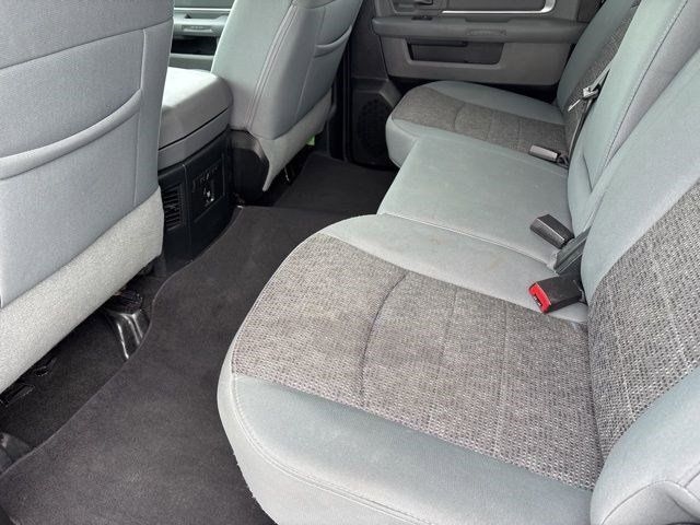 RAM 1500 SLT Crew Cab 4WD 2017