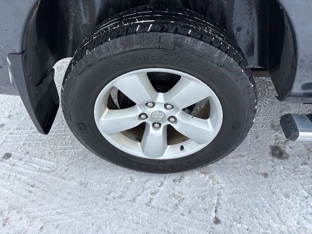 RAM 1500 SLT Crew Cab 4WD 2017