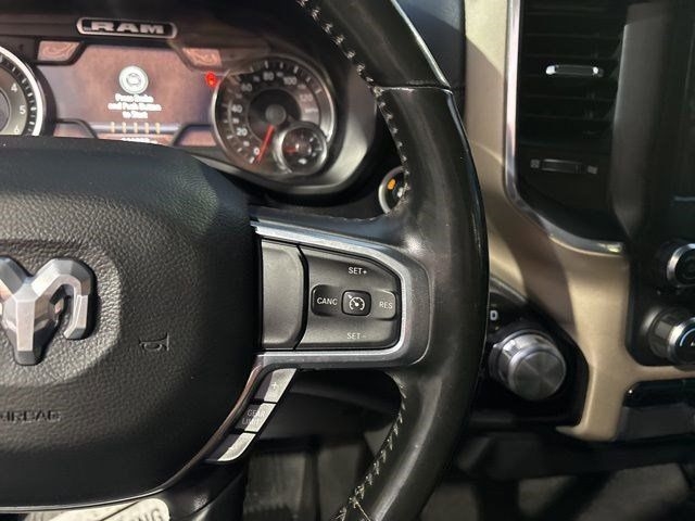 RAM 1500 Laramie Crew Cab SWB 4WD 2022