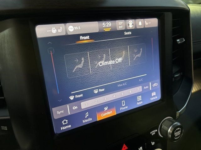 RAM 1500 Laramie Crew Cab SWB 4WD 2022