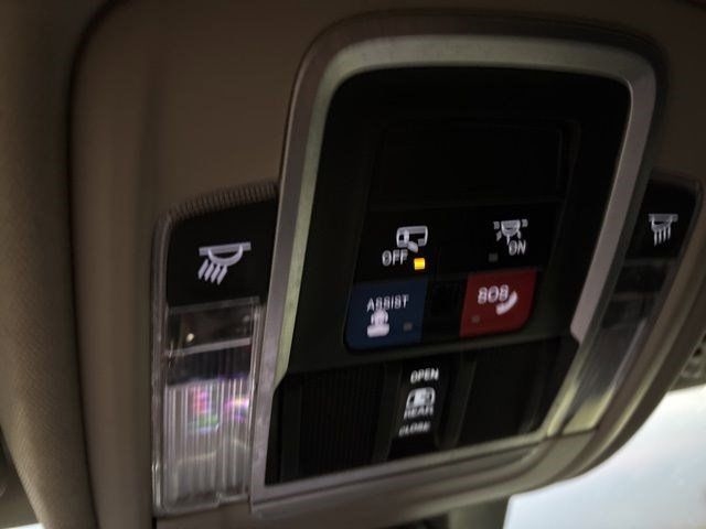 RAM 1500 Laramie Crew Cab SWB 4WD 2022