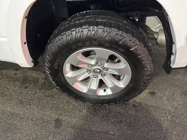 RAM 1500 Laramie Crew Cab SWB 4WD 2022