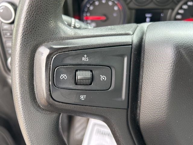 Chevrolet Silverado 1500 Custom Trail Boss Crew Cab Long Box 4WD 2021