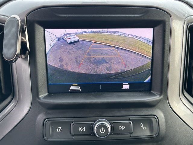 Chevrolet Silverado 1500 Custom Trail Boss Crew Cab Long Box 4WD 2021