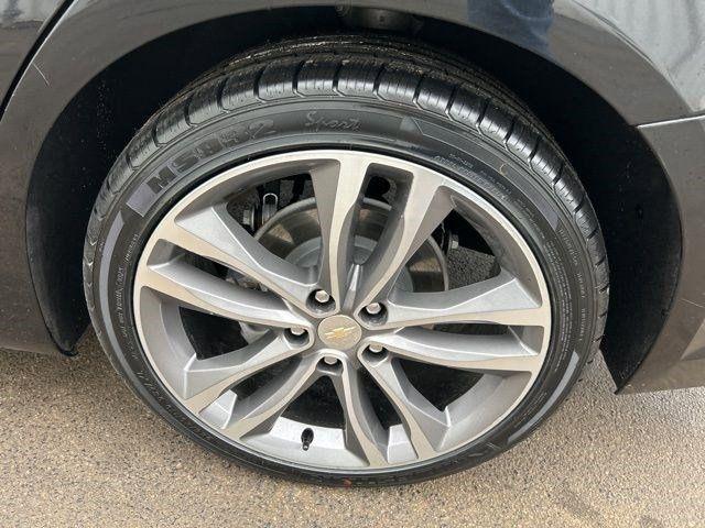 Chevrolet Malibu  2023