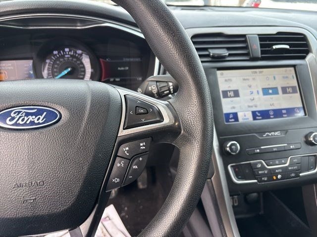 Ford Fusion SE 2020