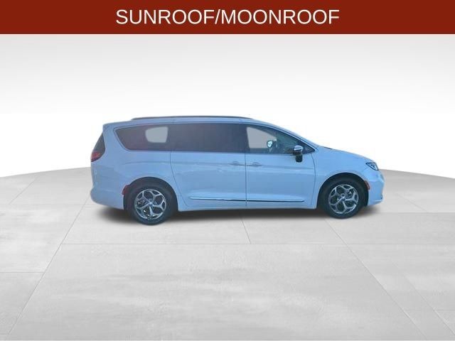 Chrysler Pacifica Limited 2023