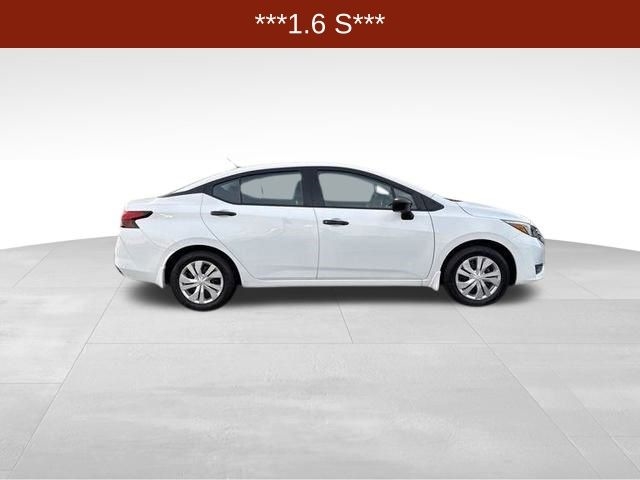 Nissan Versa S CVT 2025