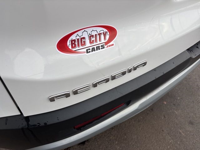 GMC Acadia SLT AWD 2023