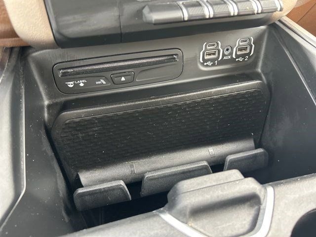 RAM 1500 Laramie Crew Cab 4WD 2019