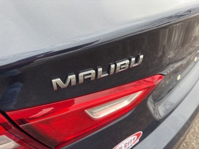 Chevrolet Malibu  2016