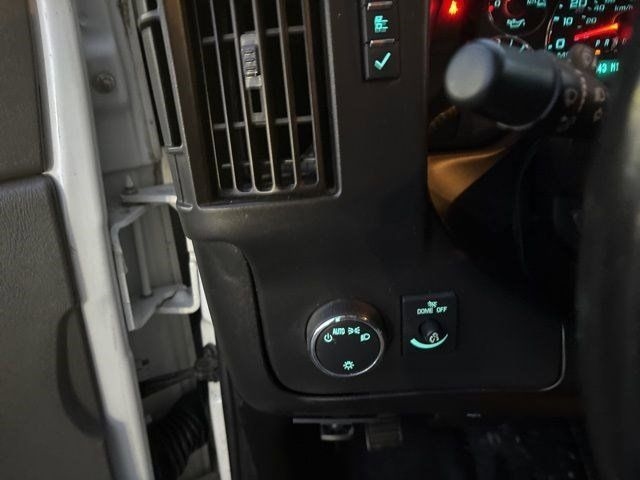 Chevrolet Express 3500  2021