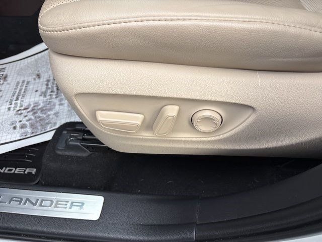 Toyota Highlander Limited AWD V6 2020