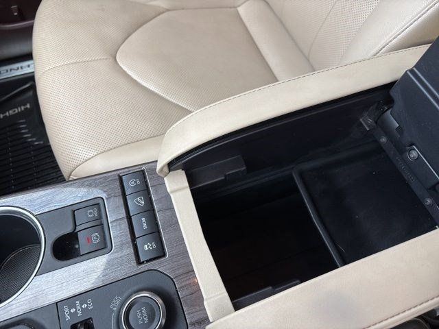 Toyota Highlander Limited AWD V6 2020