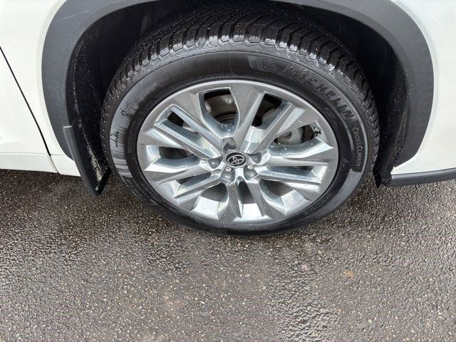 Toyota Highlander Limited AWD V6 2020