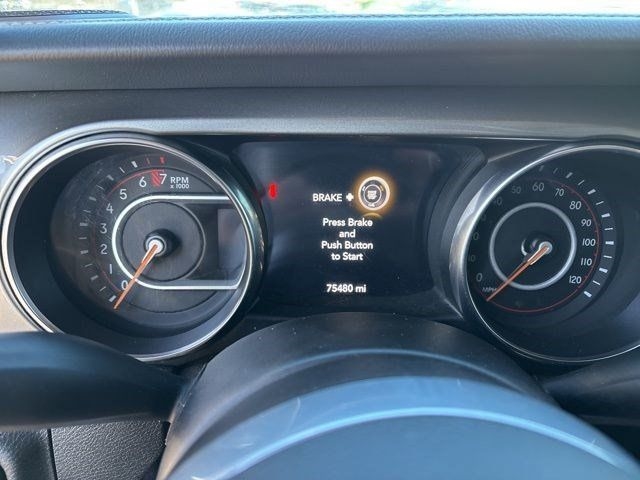 Jeep Wrangler Unlimited Sahara 4WD 2019