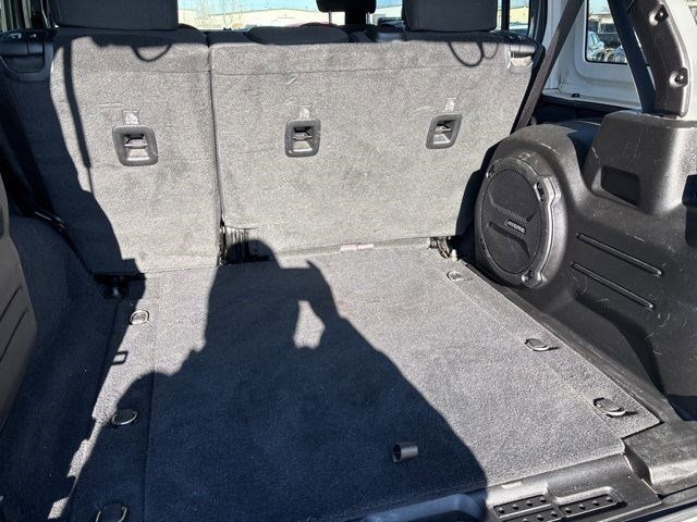 Jeep Wrangler Unlimited Sahara 4WD 2019