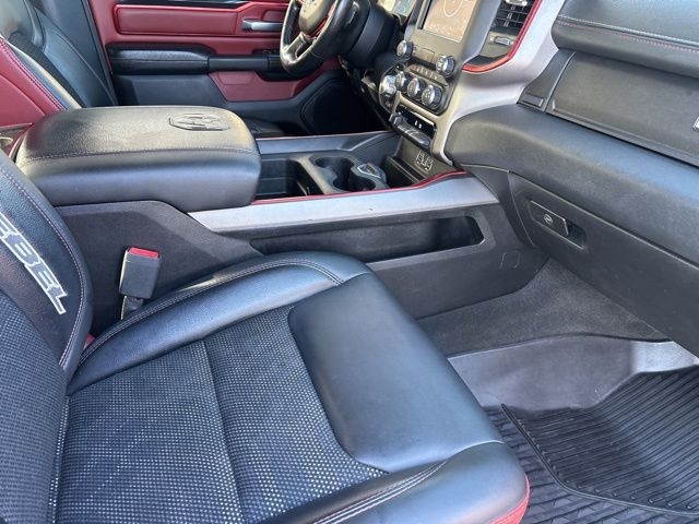 RAM 1500 Rebel Crew Cab SB 4WD 2020