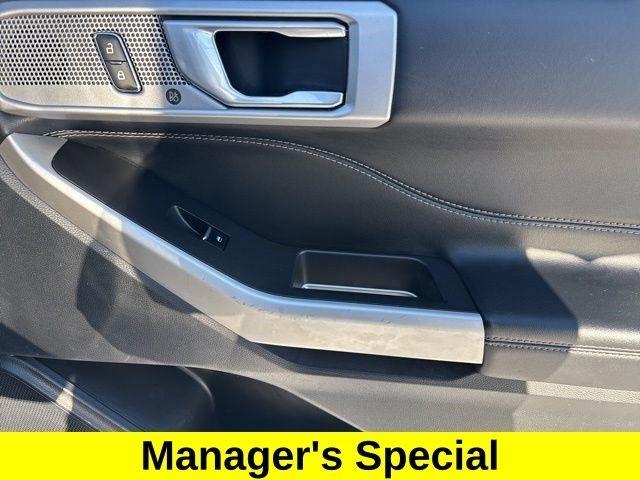 Ford Explorer XLT 4WD 2023