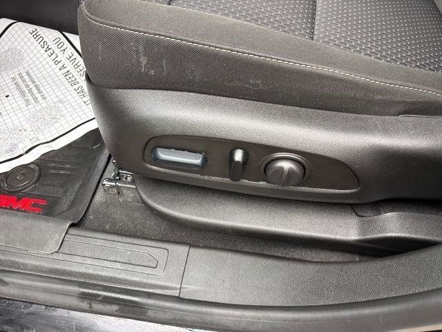 GMC Acadia SLE AWD 2023