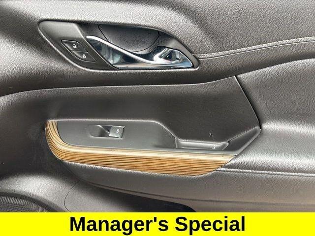 GMC Acadia SLE AWD 2023