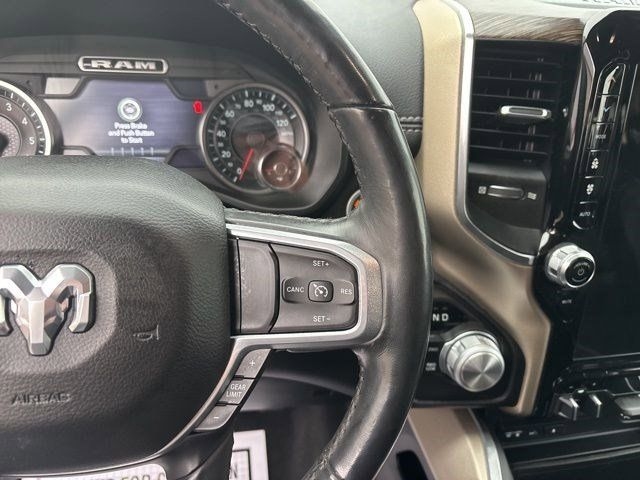 RAM 1500 Laramie Crew Cab SWB 4WD 2019