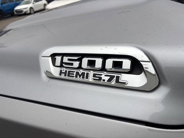 RAM 1500 Laramie Crew Cab SWB 4WD 2019