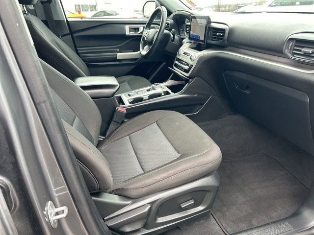 Ford Explorer XLT AWD 2022