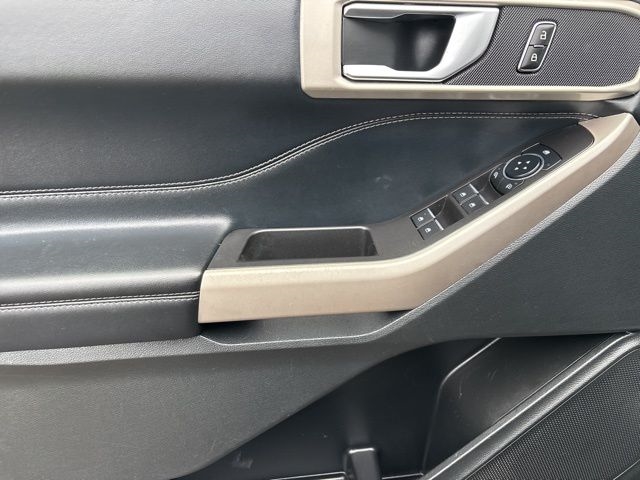 Ford Explorer XLT AWD 2023