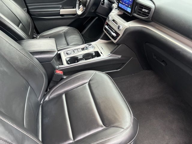 Ford Explorer XLT AWD 2023