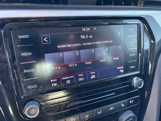 Volkswagen Passat  2020