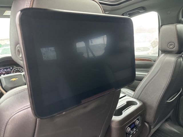 Chevrolet Suburban High Country 4WD 2021