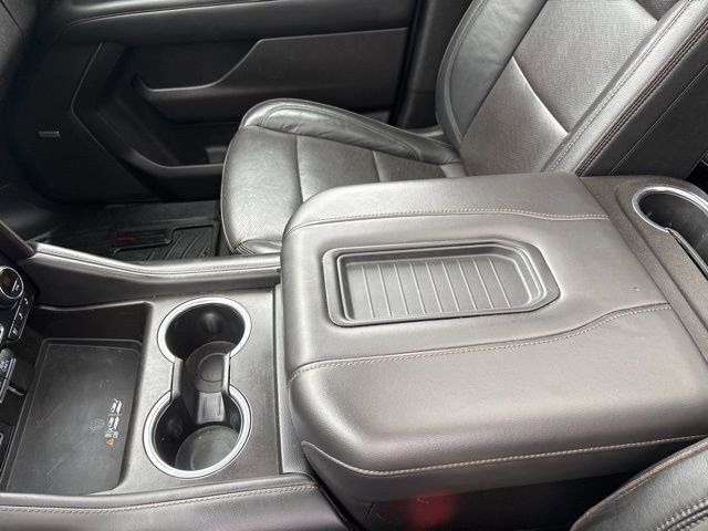 Chevrolet Suburban High Country 4WD 2021