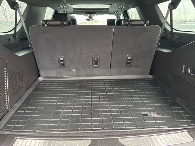 Chevrolet Suburban High Country 4WD 2021