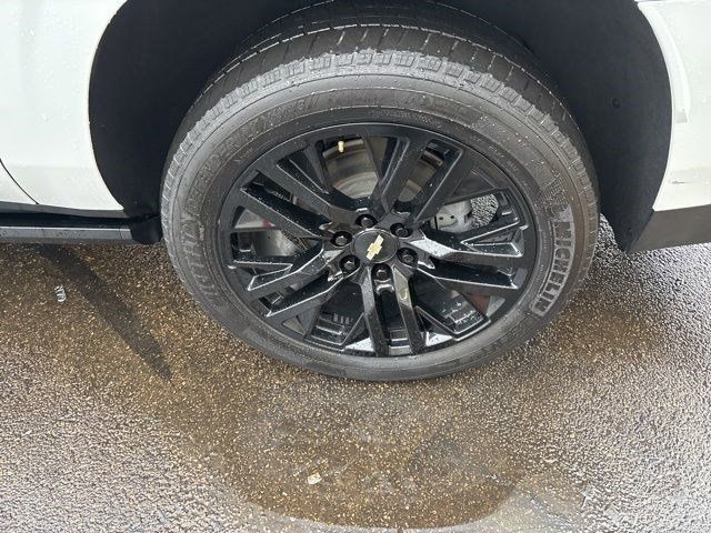 Chevrolet Suburban High Country 4WD 2021